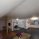 Na Skalce شقة *