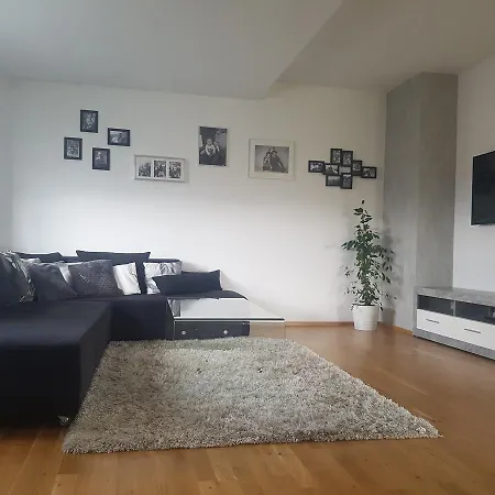 Na Skalce Apartment *